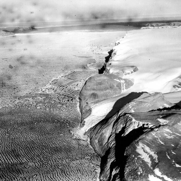 Greenland's Petermann Glacier Calves Manhattan-Sized Ice Island