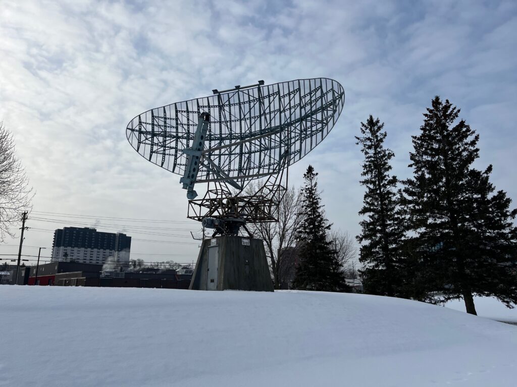 AN-FPS-20 at Canada Science and Technology Museum.jpg